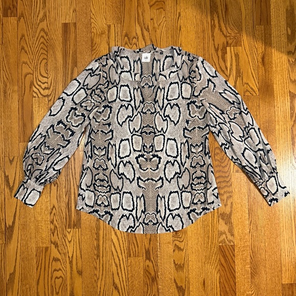 CAbi Serpentine Blouse Style #3759 - Picture 6 of 13